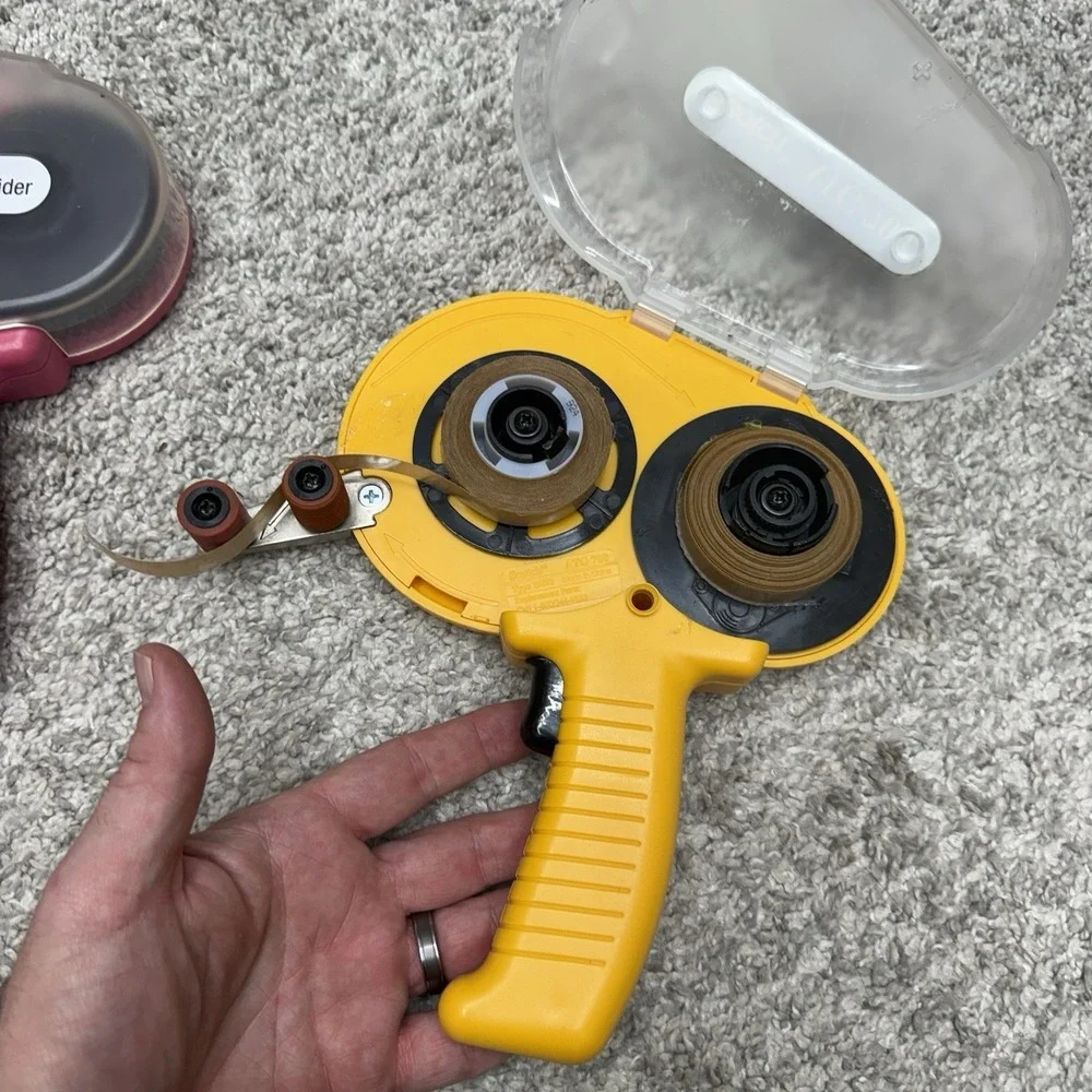 Scotch Advanced Tape Glider and ATG 700 lot x2 pink yellow double side tape tool